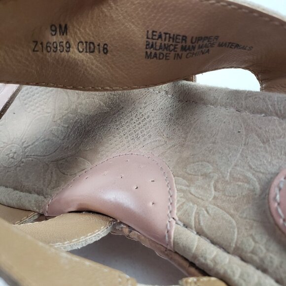 Born BOC Cork Wedge Sandal Womens 9 Brown Leather Open Toe Strappy Slip On - Picture 13 of 13